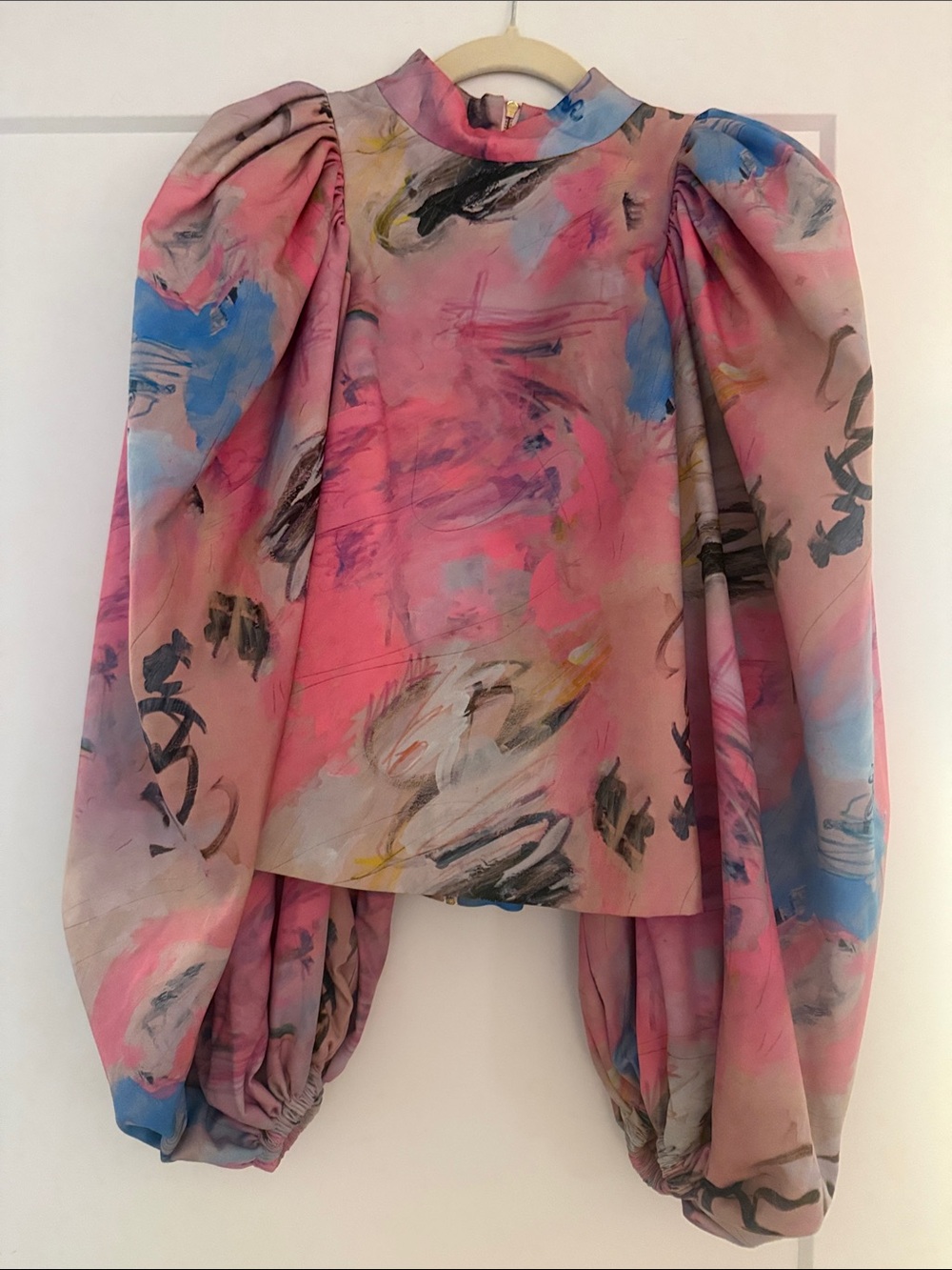NEUBYRNE Women's Abstract Pink Puff-Sleeve Top